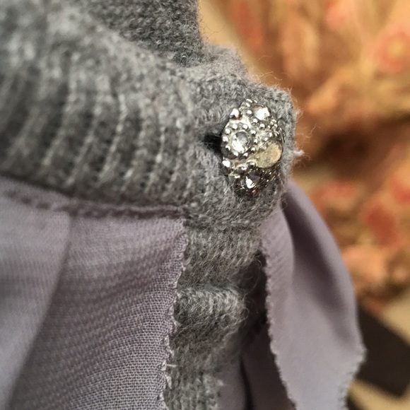 New York & Co. Sweater - Picture 4 of 4